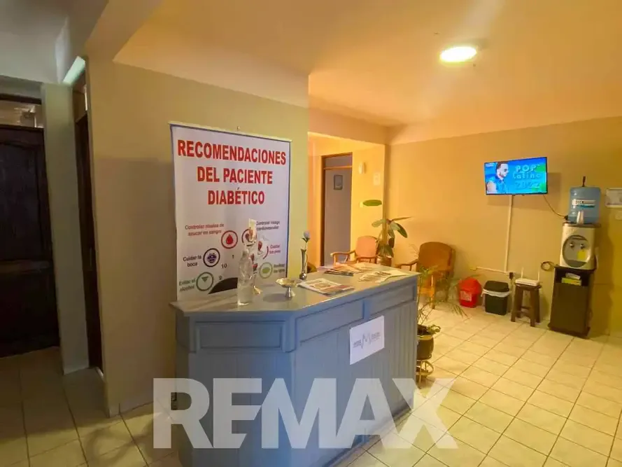Foto 6 de Casa a Precio de Terreno en Venta Calle Jordan