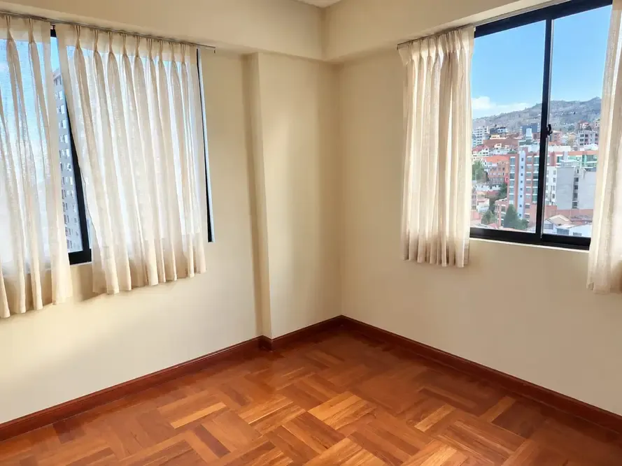Foto 5 de Departamento en Alquiler en Sopocachi