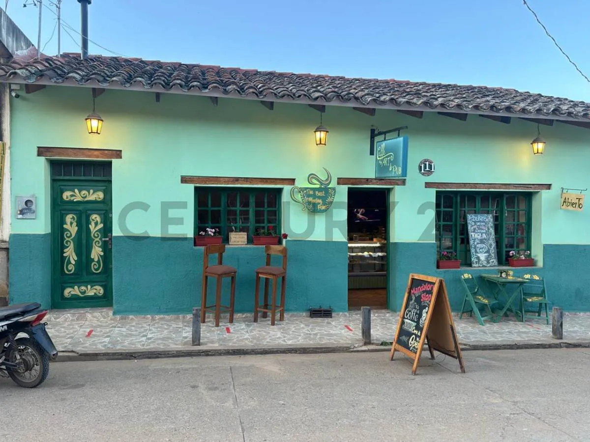 Foto 1 de Casa en Venta - con Historia en Samaipata