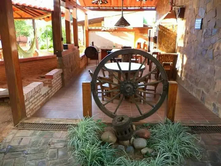 Foto 2 de Hotel en Venta, Ubicado en Robore