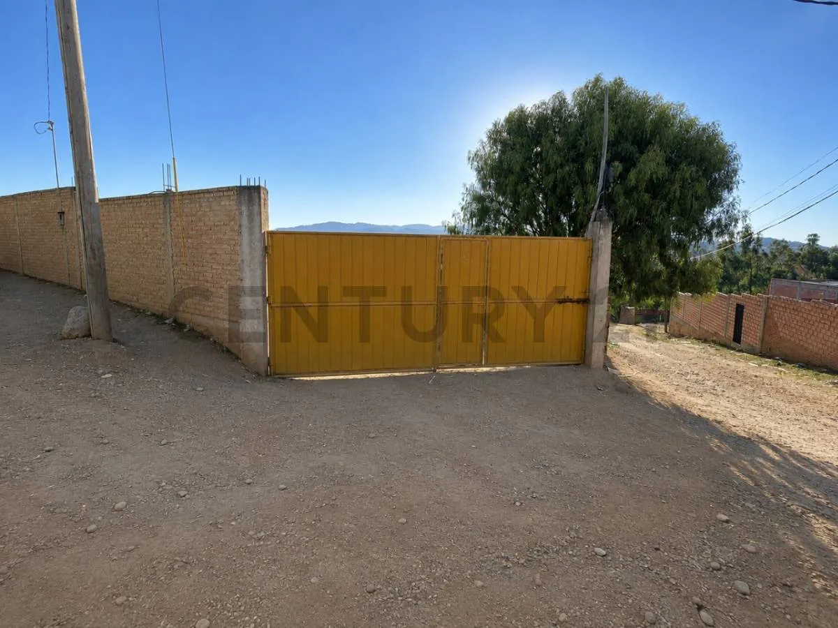 Foto 1 de Lote en Venta en Esquina Cerca al Mercado Abasto Ex Fundo Ckatalla Baja