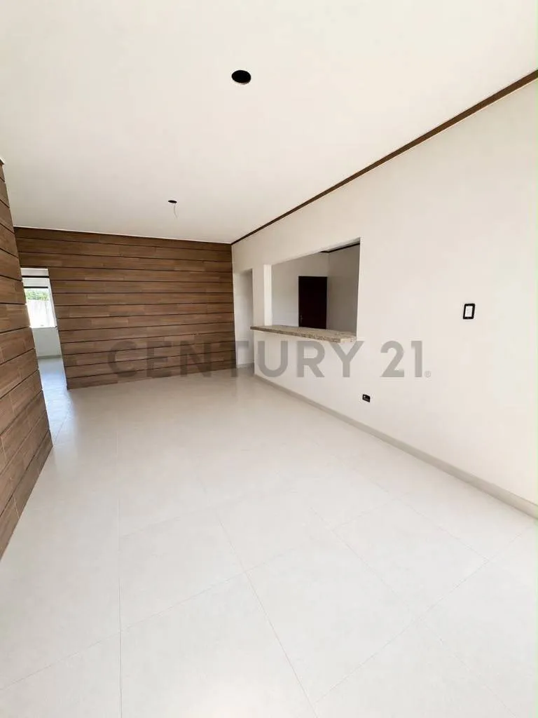 Foto 3 de ¡Estrena Casa en Urbanización Motacú!