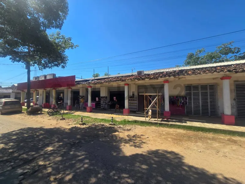 Foto 8 de Atractivo Terreno con Galeria para Negocios!