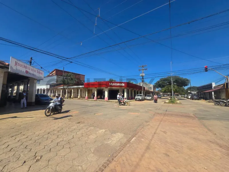 Foto 6 de Atractivo Terreno con Galeria para Negocios!