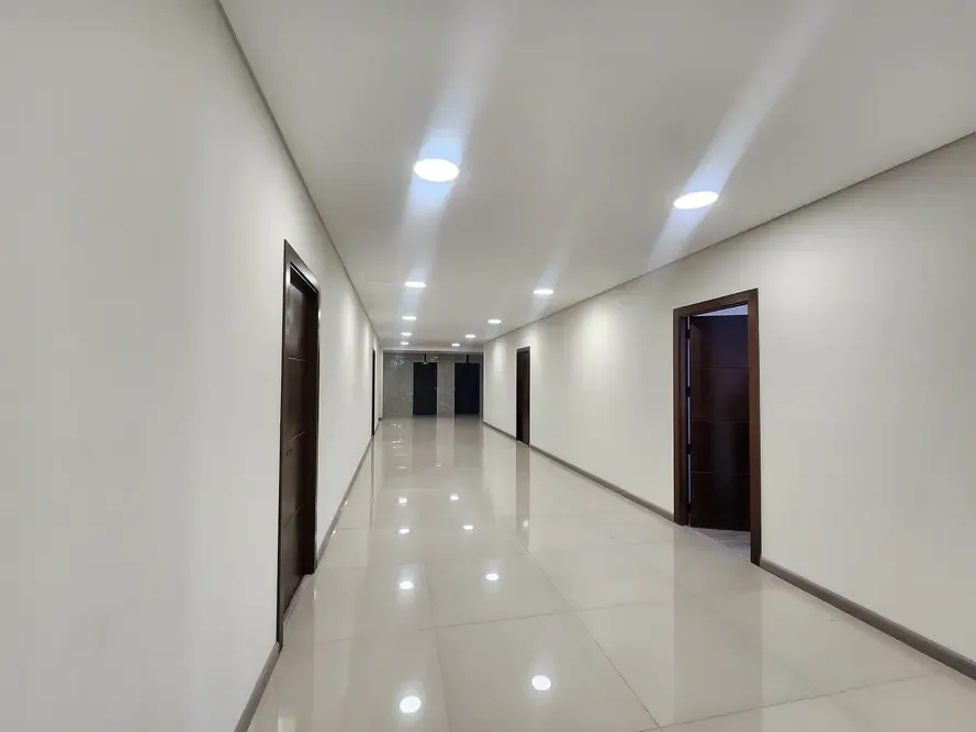 Foto 6 de ¡¡Oficina a Estrenar en Av. Montenegro!!