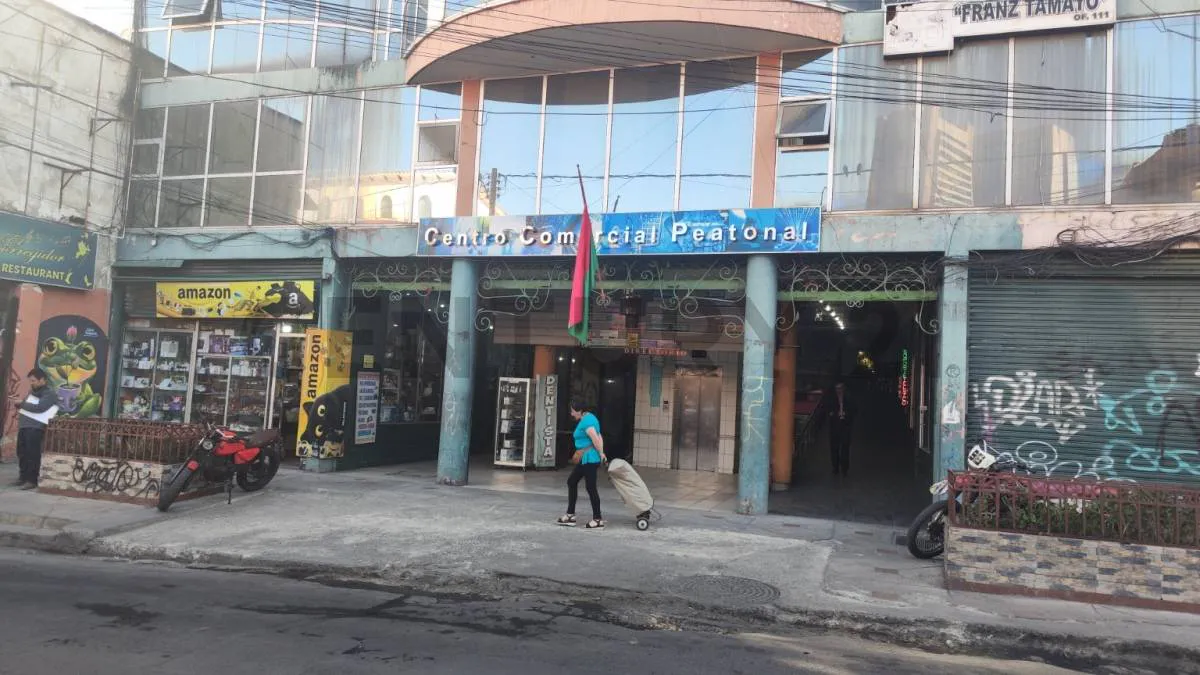Foto 1 de Oficina Comercial en Venta en El Corazón del Centro Paceño