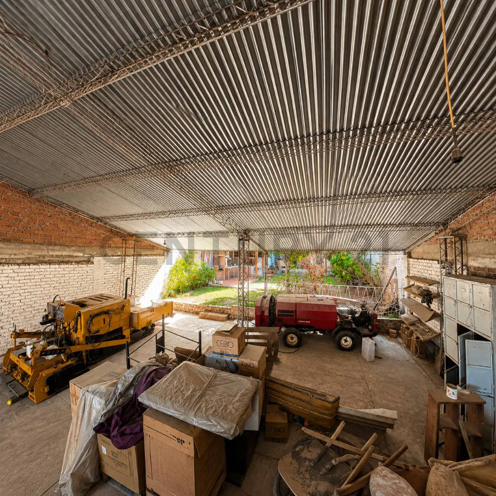 Foto 4 de Galpón de 200 m² en alquiler | Zona Norte