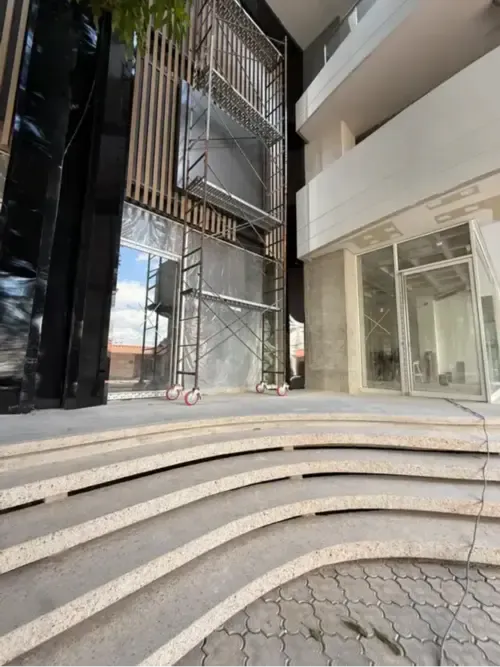Foto 6 de Local comercial nuevo en alquiler sobre Av. Beni entre 2.º y 3.º anillo