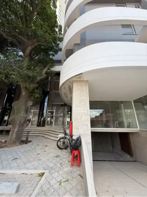 Foto 14 de Local comercial nuevo en alquiler sobre Av. Beni entre 2.º y 3.º anillo