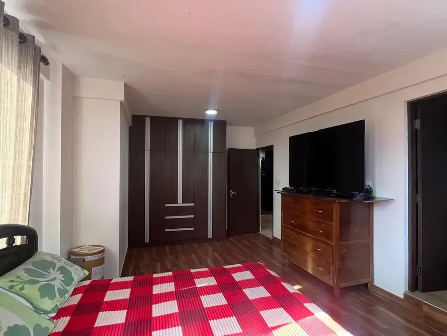 Foto 17 de Casa en Esquina con Amplio Jardín y Terraza – Espacio, Privacidad y Confort en un Solo Lugar.