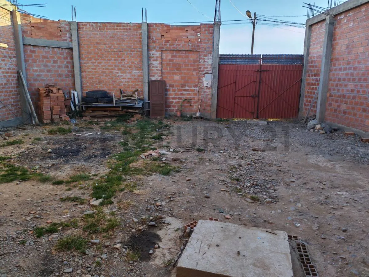 Foto 12 de Casa en Esquina en Venta, Cerca del Centro de Medicina Nuclear