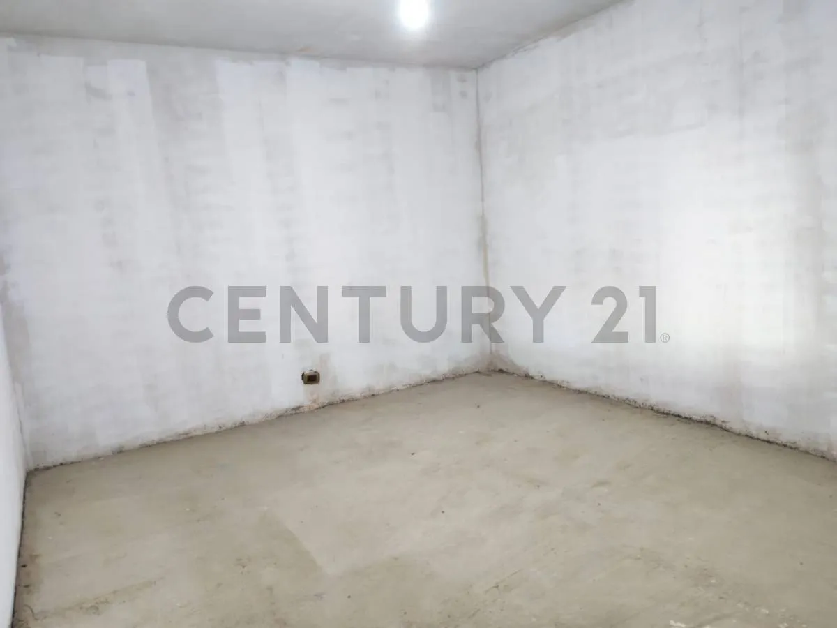 Foto 4 de Casa en Esquina en Venta, Cerca del Centro de Medicina Nuclear