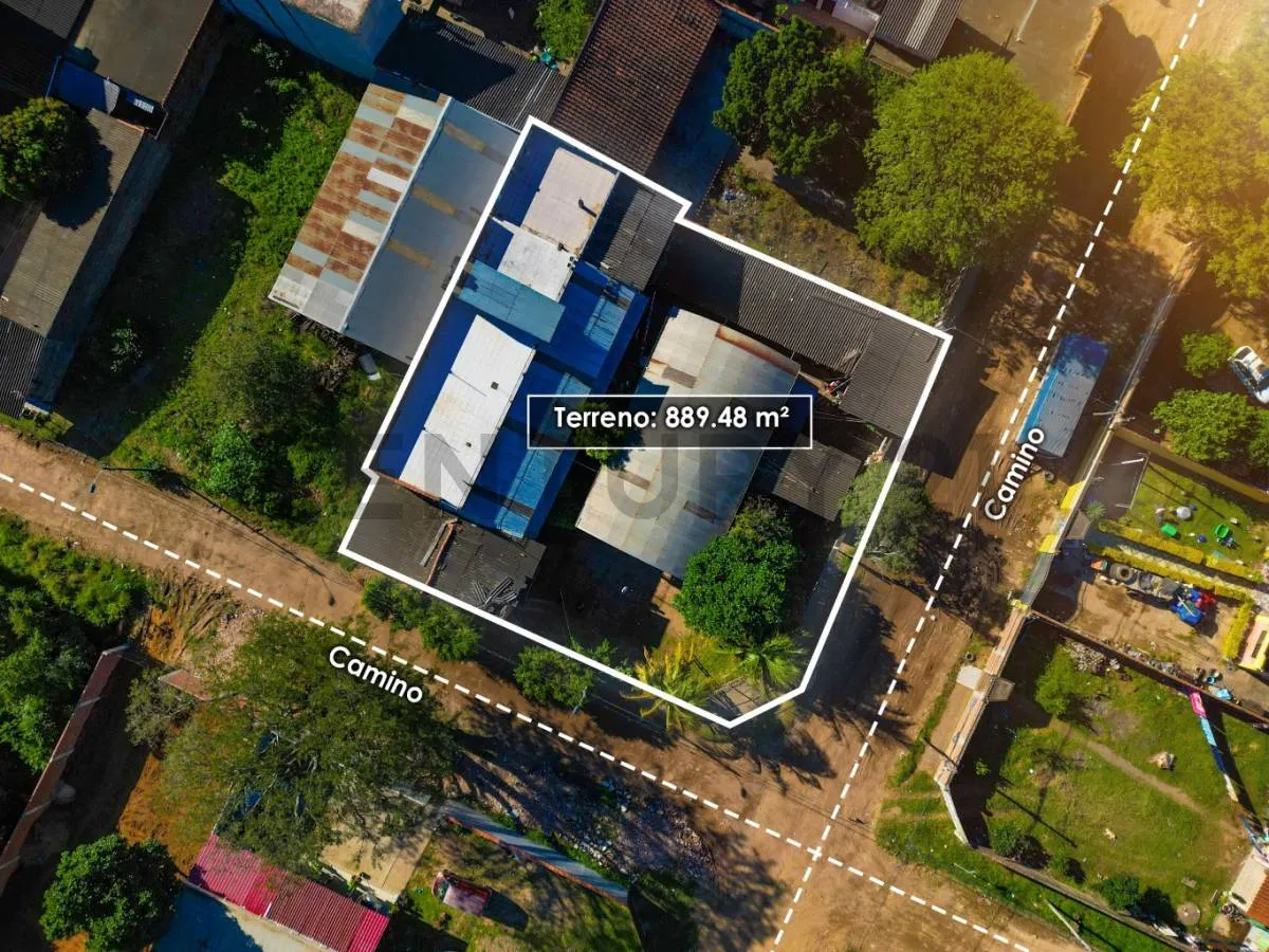 Foto 4 de Amplia Vivienda con Galpon en Venta, Cerca del Nuevo Mercado Abasto