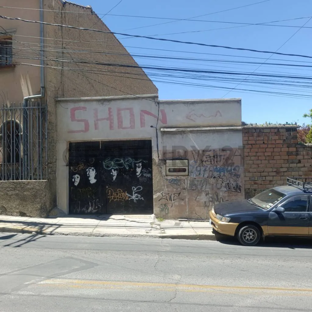 Foto 3 de Terreno en Venta – Av. Los Leones, Centro, Estado Mayor, La Paz.