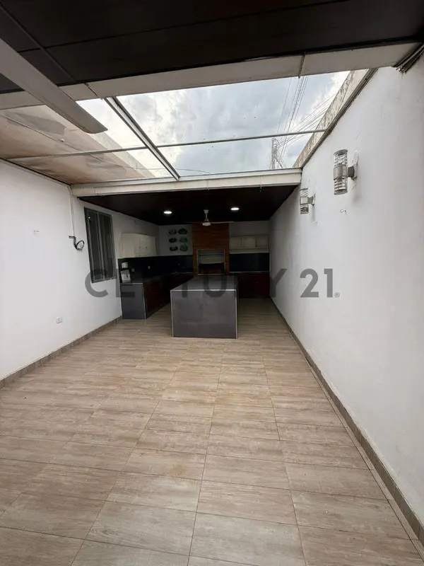 Foto 10 de Casa en Venta en Condominio El Dorado, Trinidad Beni