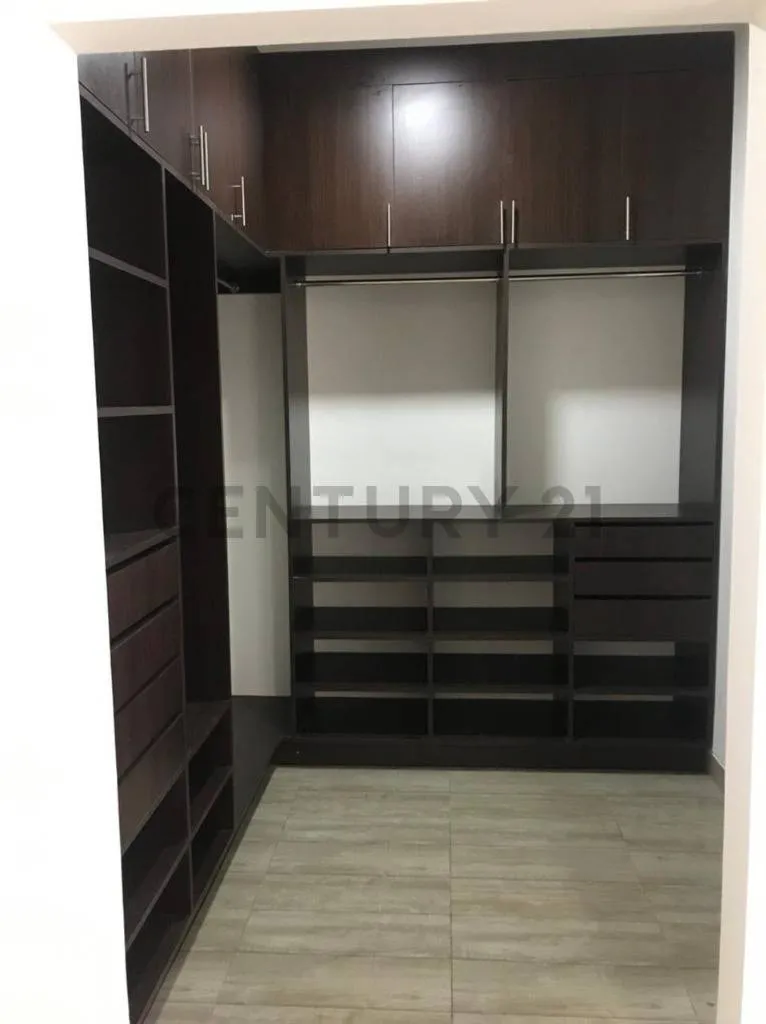 Foto 3 de Casa en Venta en Condominio El Dorado, Trinidad Beni
