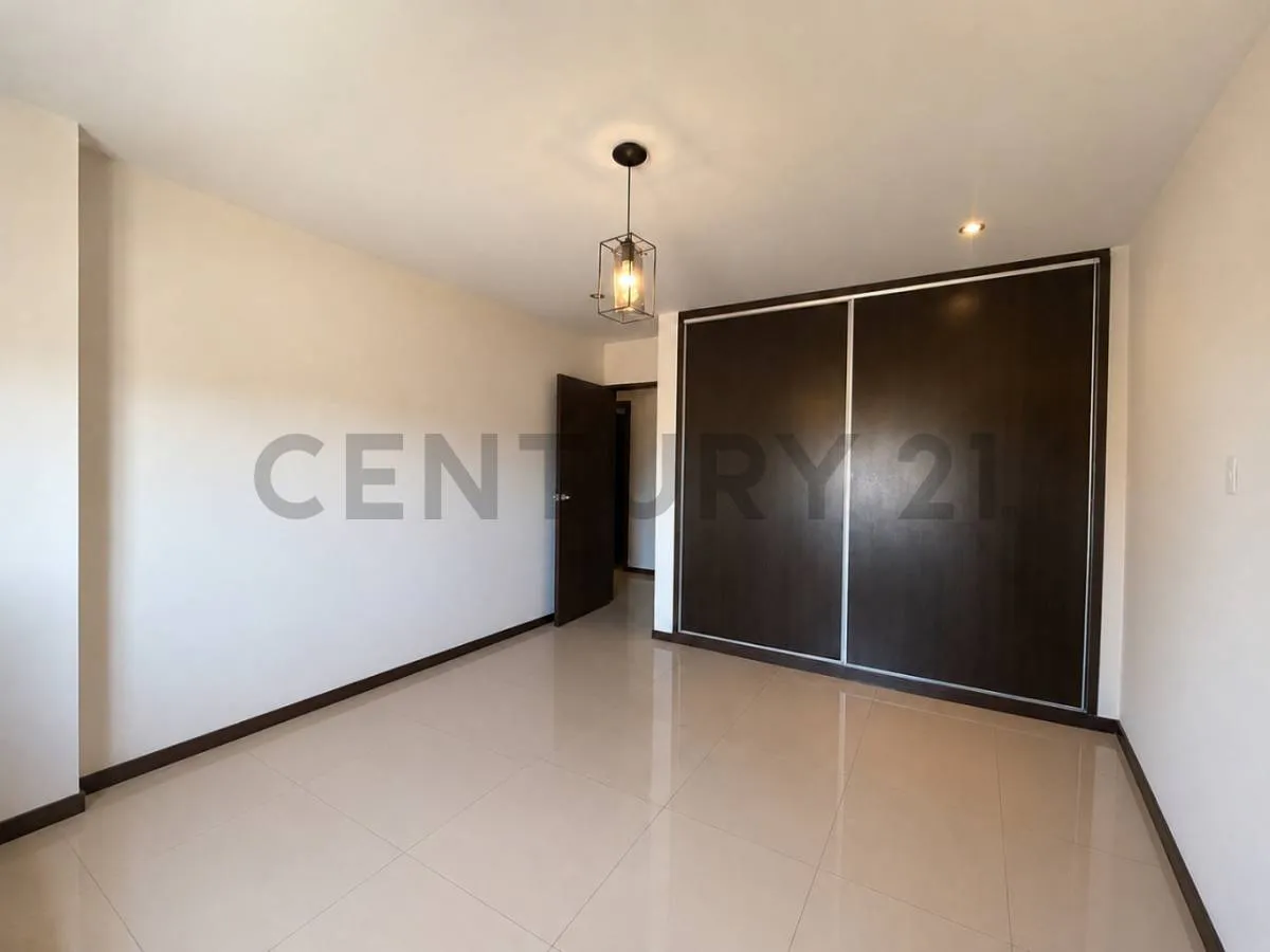 Foto 12 de Departamento en Venta de 3 Dormitorios