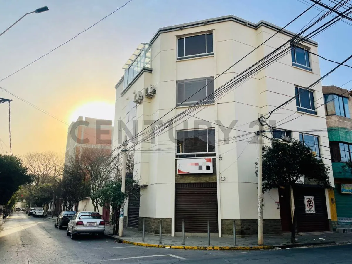 Foto 1 de Oficina Dúplex en Alquiler | Ubicación Estratégica en Pleno Centro de Tarija