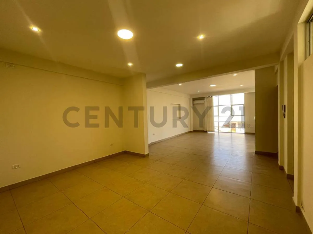 Foto 19 de Oficina Dúplex en Alquiler | Ubicación Estratégica en Pleno Centro de Tarija