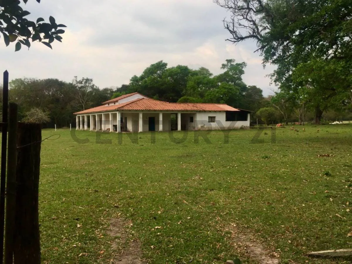 Foto 1 de Pequeña Propiedad Agricola-Ganadera
