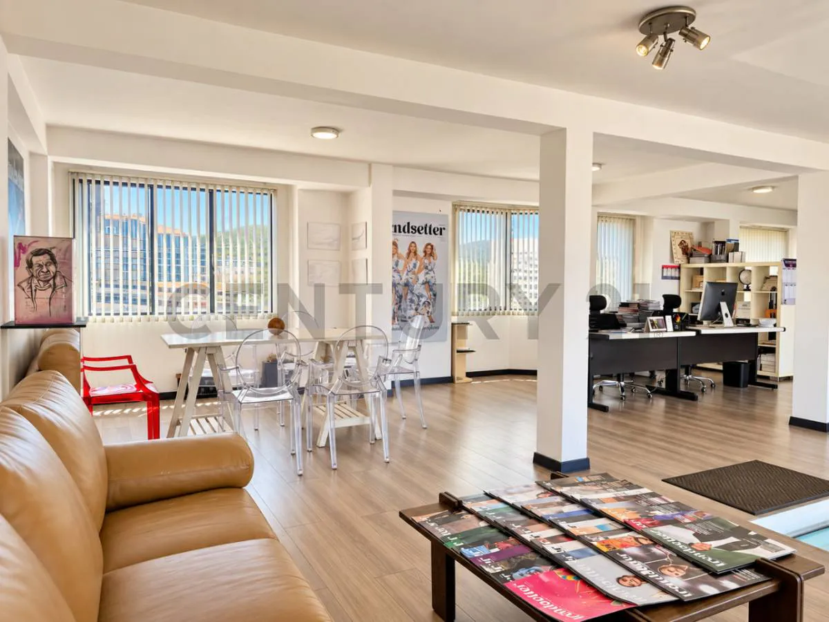 Foto 5 de Casa para Oficina en Alquiler con Terraza | Av. Mecapaca Obrajes