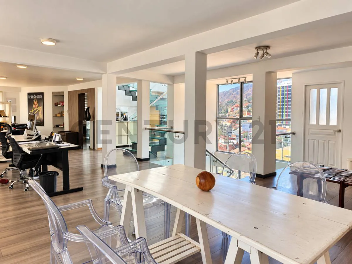 Foto 4 de Casa para Oficina en Alquiler con Terraza | Av. Mecapaca Obrajes