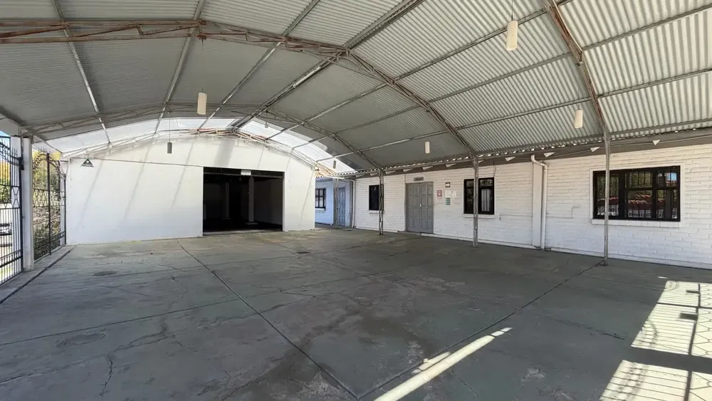 Foto 14 de Esquina comercial estratégica en Villa Fátima – 700 m² construidos