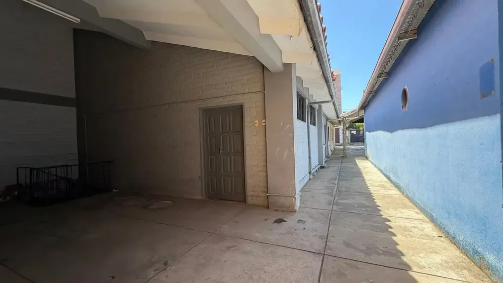 Foto 13 de Esquina comercial estratégica en Villa Fátima – 700 m² construidos