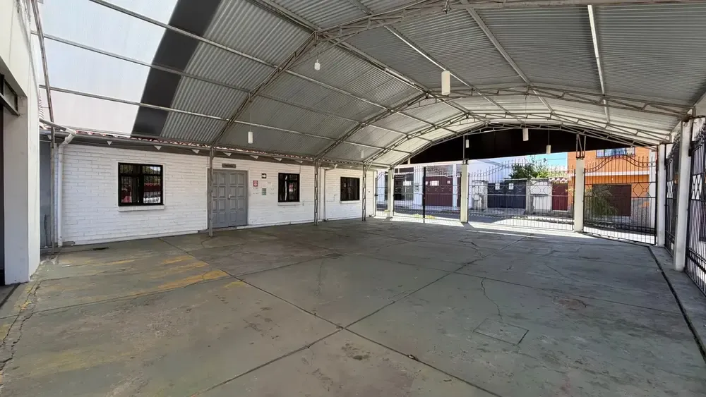 Foto 7 de Esquina comercial estratégica en Villa Fátima – 700 m² construidos