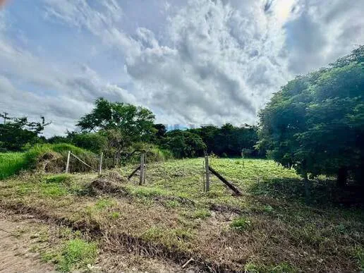 Foto 1 de Terreno en Venta – Condominio Saint George
