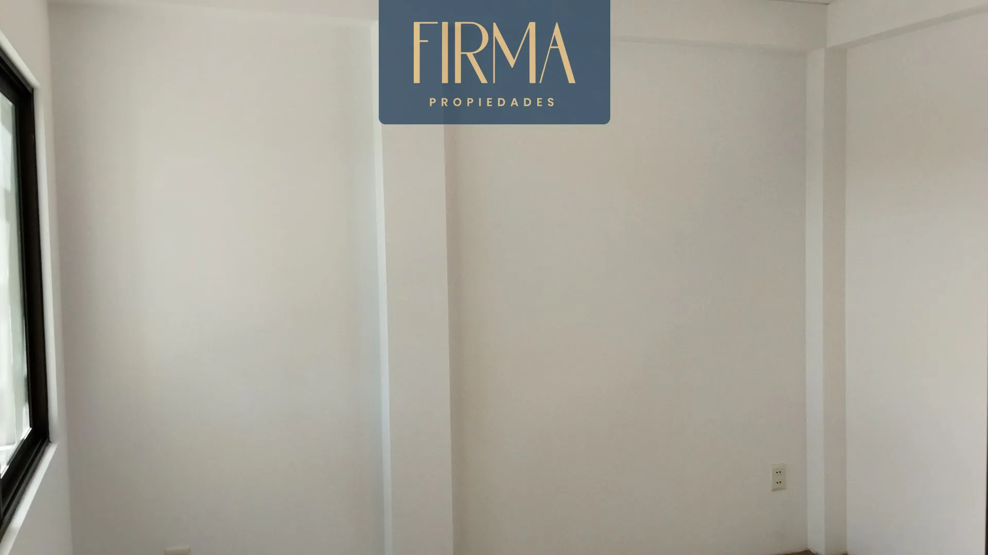 Foto 3 de Compra Esta Casa en Condominio Privado en Los Rosales de Alto Calacoto