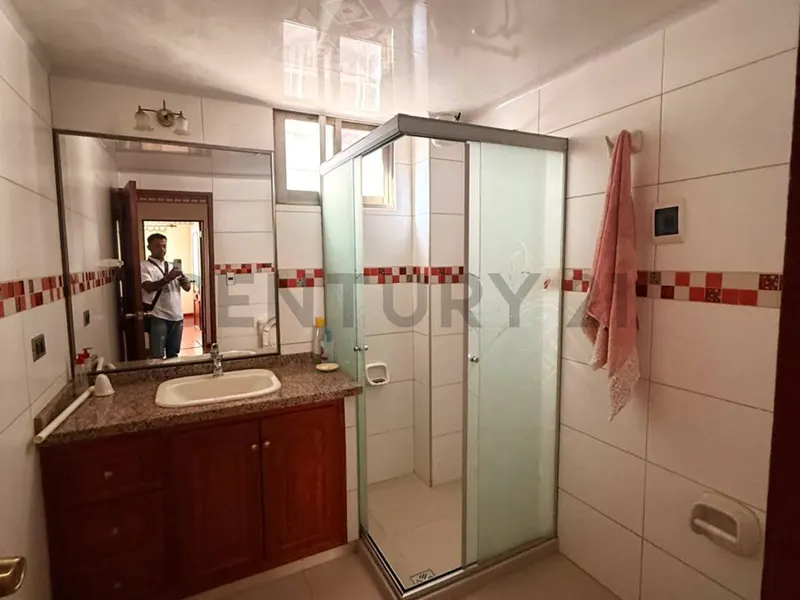 Foto 11 de Amplio departamento de 192,97 m² en venta – Tiquipaya
