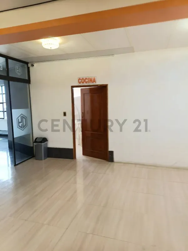 Foto 11 de local en alquiler de 150 m2 en el 3 er piso