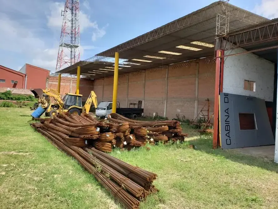 Foto 5 de Una Ubicación Que Hace La Diferencia /5.485 m² de terreno | 60 m de frente | 2 calles | 3 tinglados