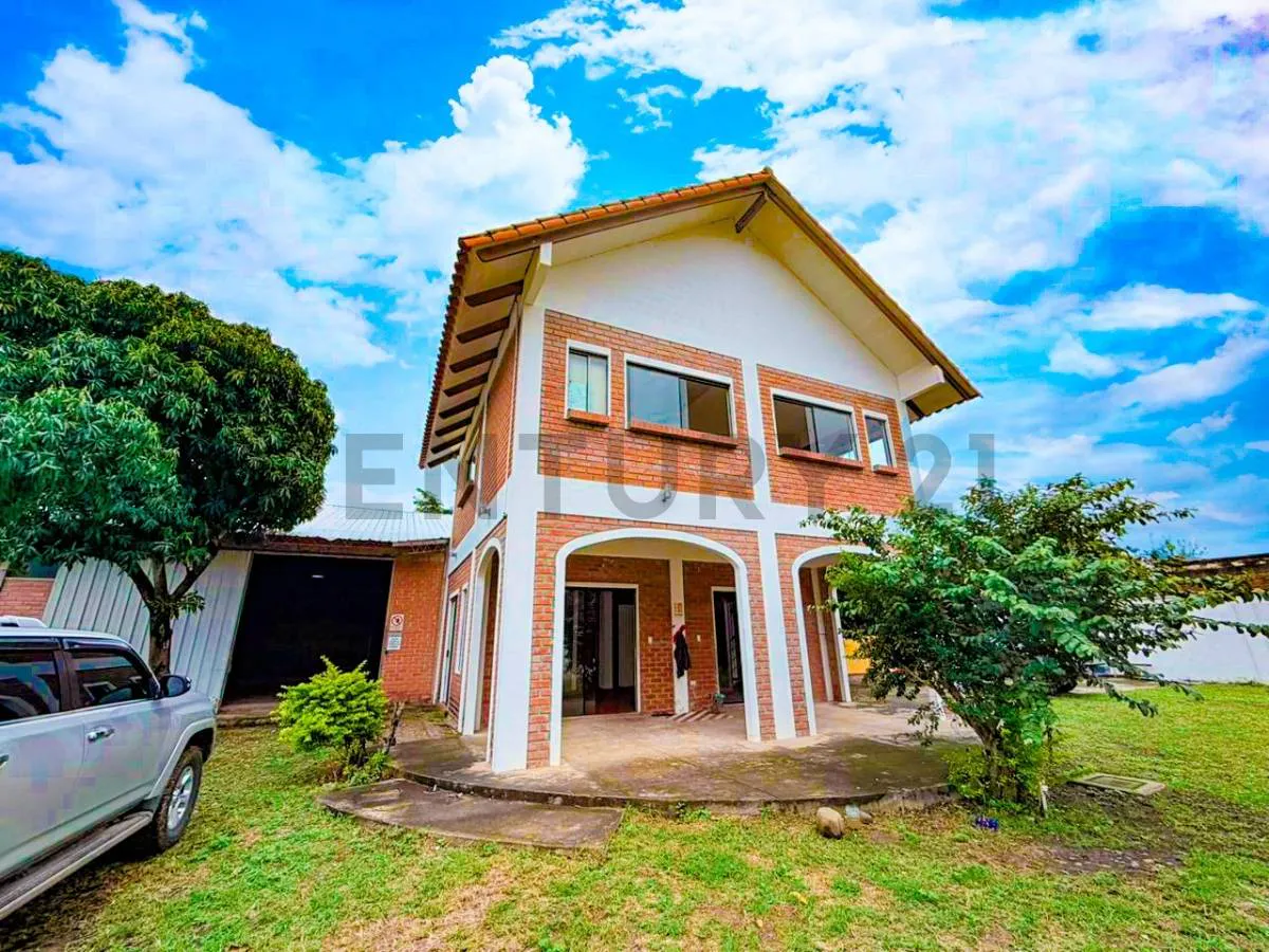 Foto 4 de Galpón con oficinas en Venta