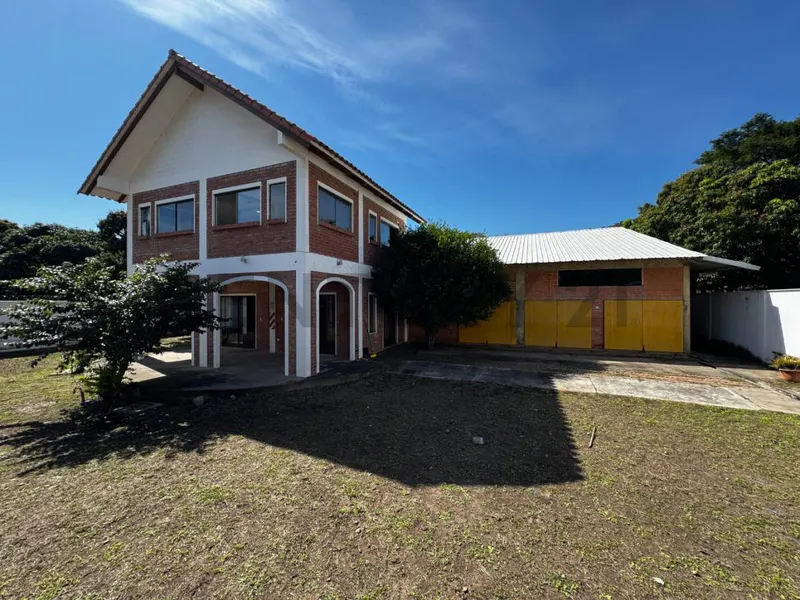 Foto 7 de Galpón con oficinas en Venta