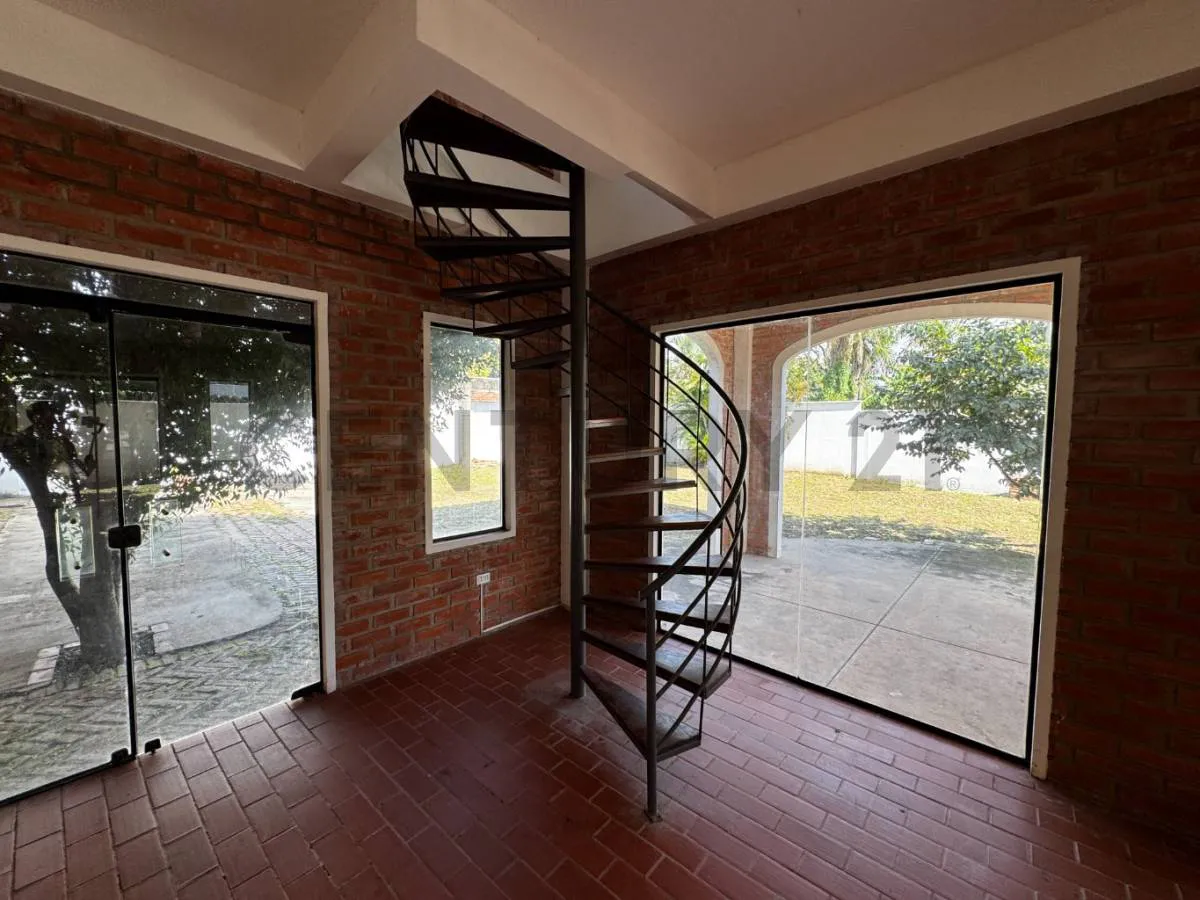Foto 13 de Galpón con oficinas en Venta