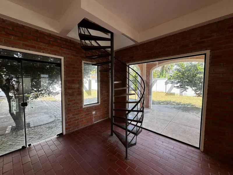 Foto 13 de Galpón con oficinas en Venta