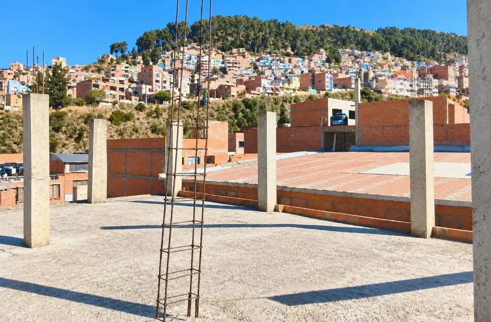 Foto 3 de Terreno de 200 m² en venta en Villa El Carmen, La Paz | USD 175.000