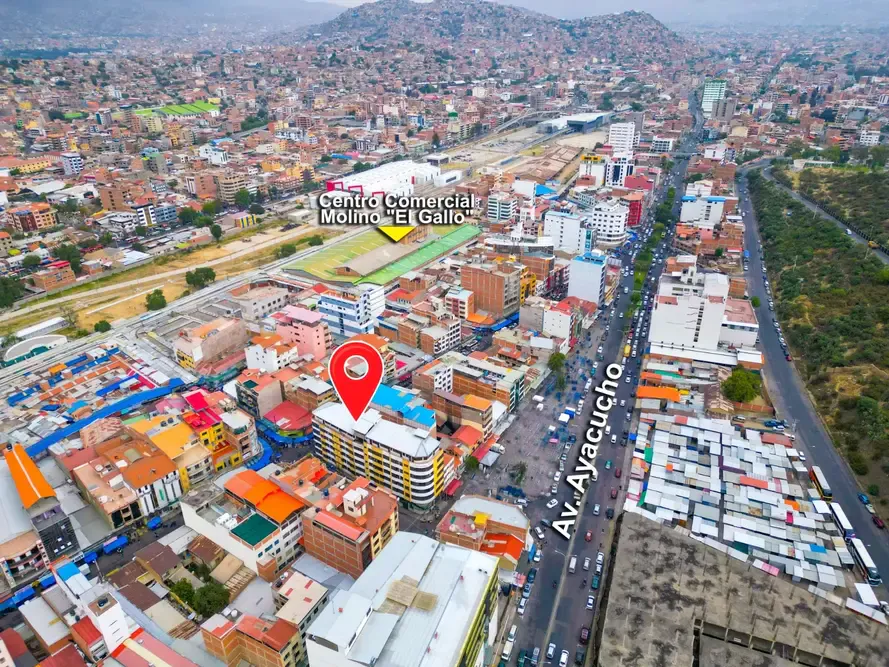 Foto 2 de Local Comercial en Alquiler – Piso 2 Completo en El Centro de Cochabamba