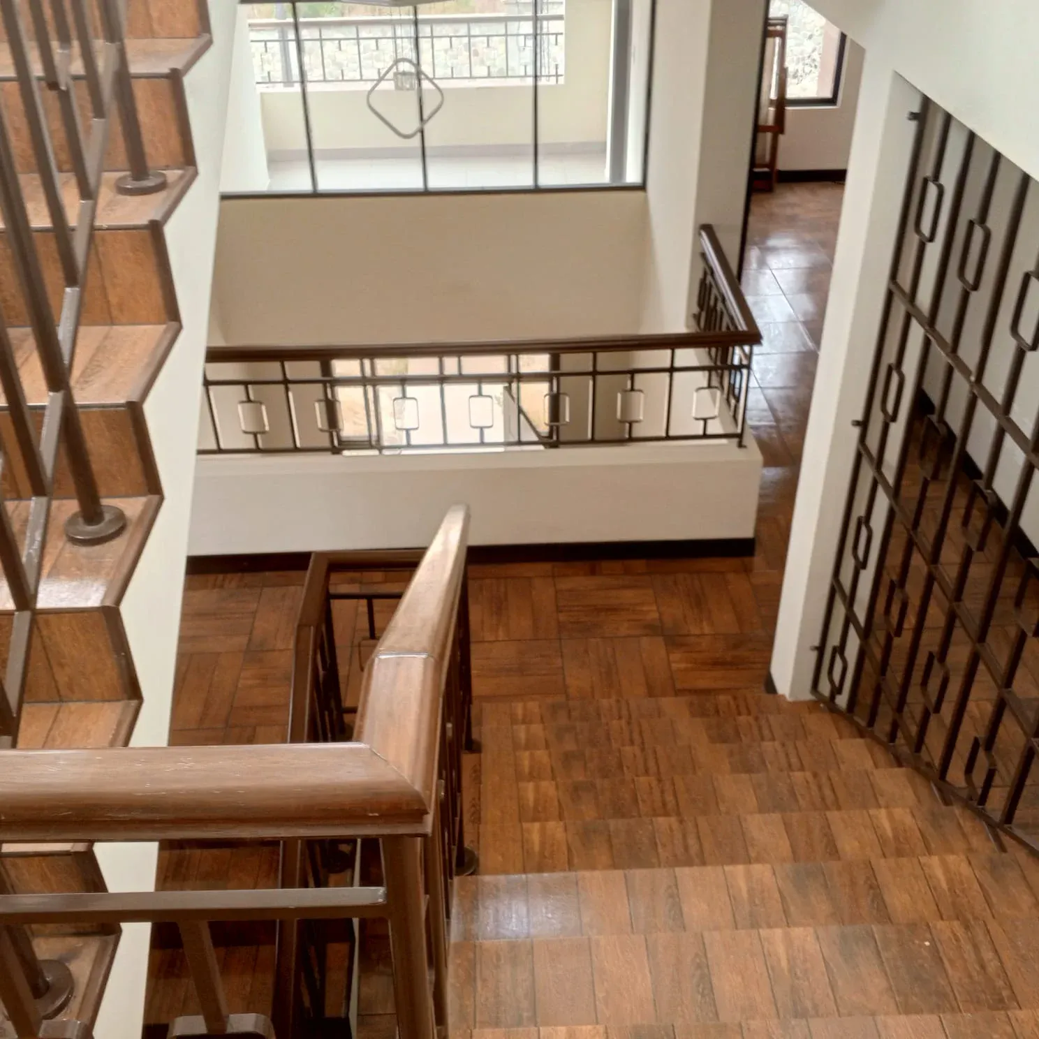 Foto 2 de Casa 4d en Venta en Rio Abajo (Carreras)