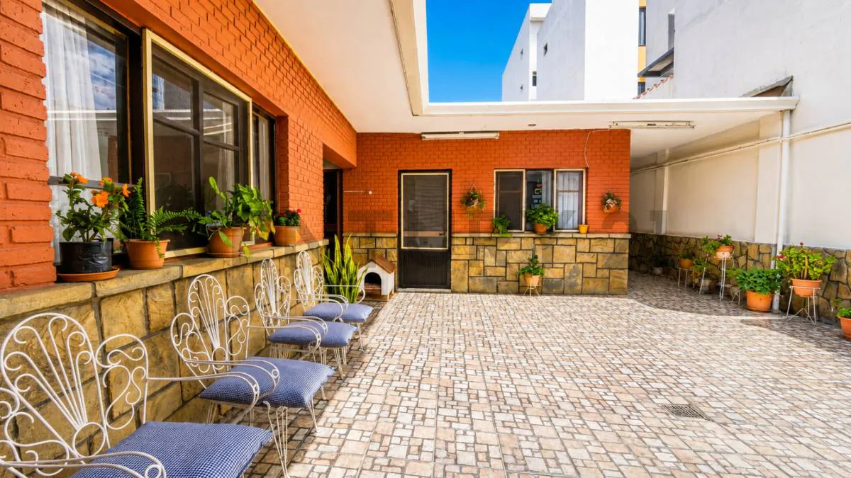 Foto 5 de 2 Casas en 1 en Alquiler – Ideal para Oficinas | Tarija