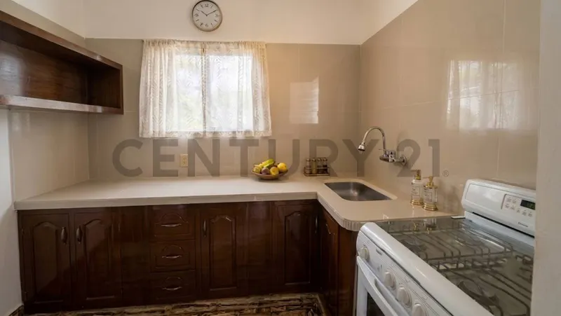 Foto 8 de 2 Casas en 1 en Alquiler – Ideal para Oficinas | Tarija