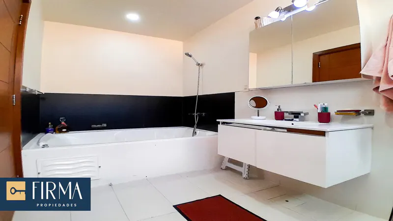 Foto 9 de Compra Este Departamento en Achumani