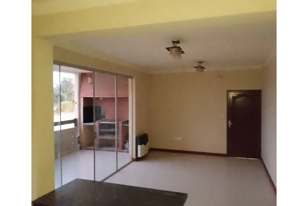 Foto 15 de “Depto en Condominio San Gerónimo con balcón y piscina – Tarija”