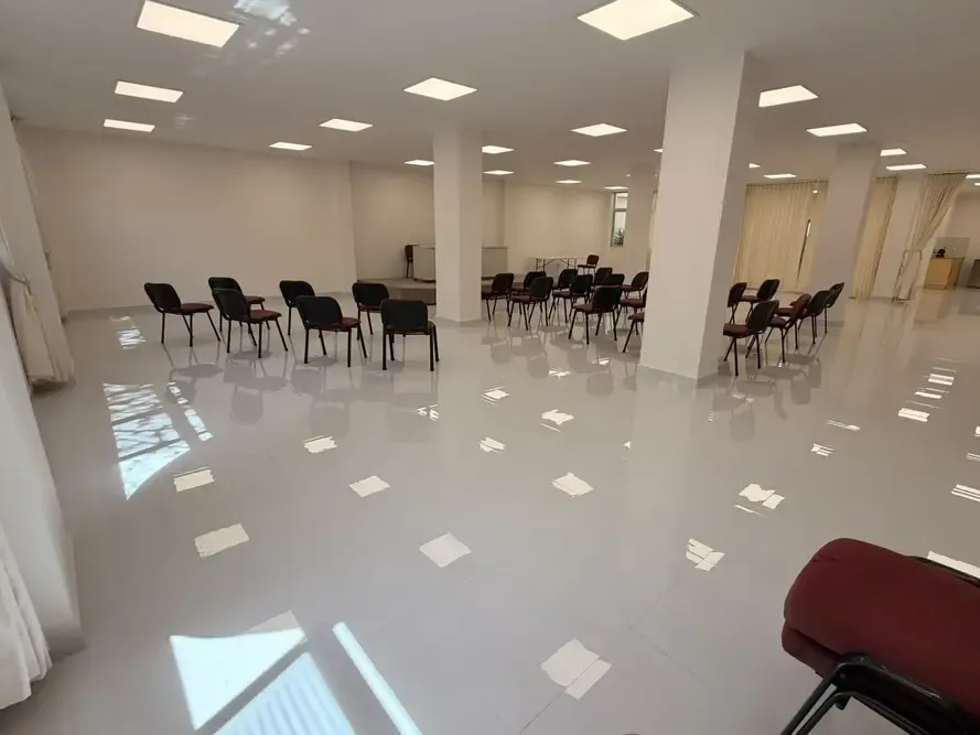 Foto 4 de Oficina Corporativa en Alquiler – Cala Cala