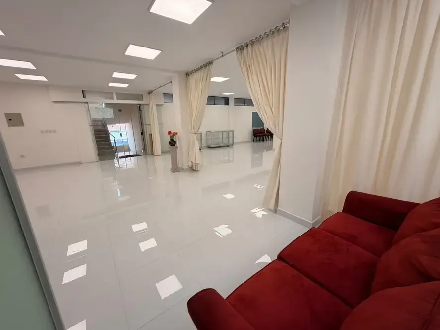 Foto 2 de Oficina Corporativa en Alquiler – Cala Cala