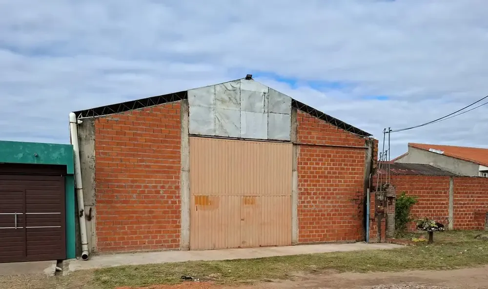 Foto 1 de Terreno con Galpón en Venta Av. Virgen de Lujan y Av. Montecristo, 9no anillo