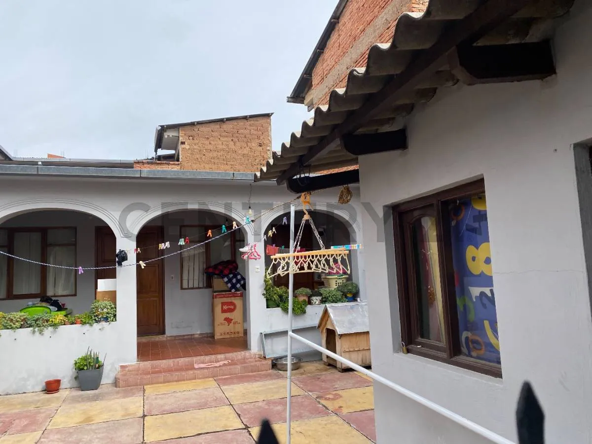 Foto 5 de Casa en Venta a Media Cuadra de La Plazuela Cooperativista