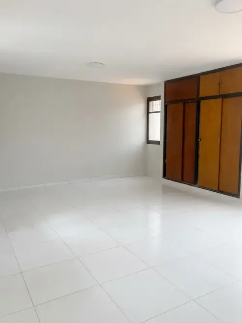 Foto 4 de 🏢 Oficinas en Alquiler – Edificio Radio Santa Cruz